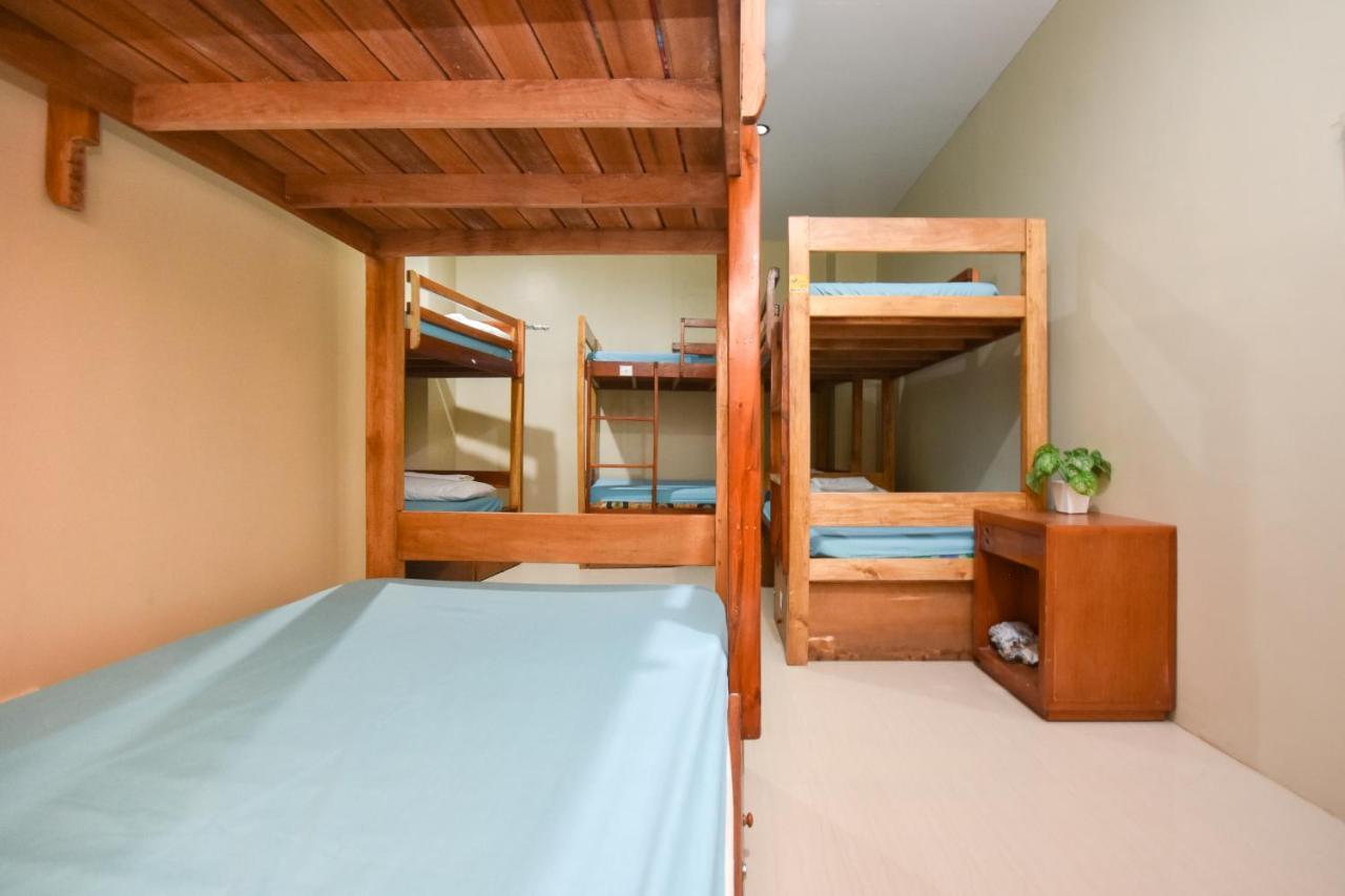 הוסטל Balabag  Boracay Backpackers מראה חיצוני תמונה