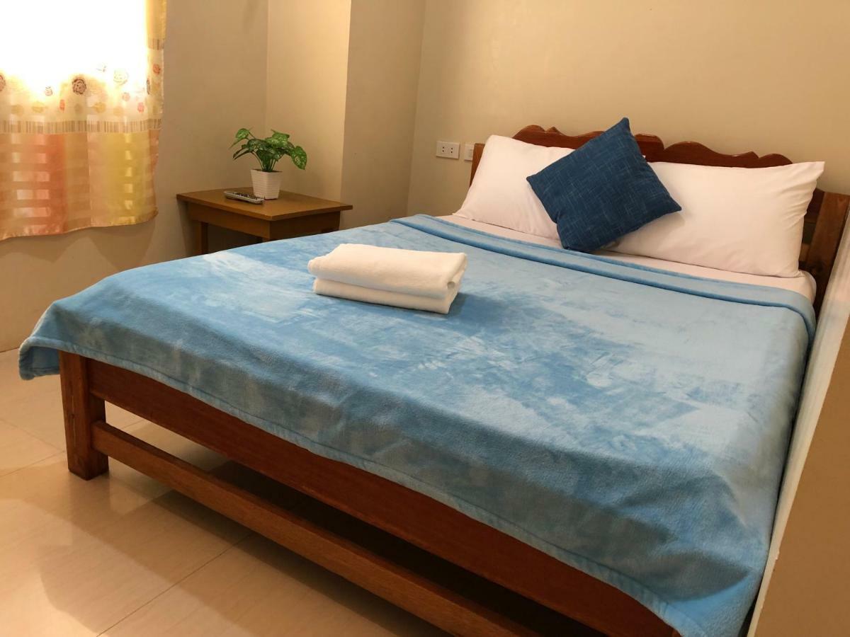 הוסטל Balabag  Boracay Backpackers מראה חיצוני תמונה