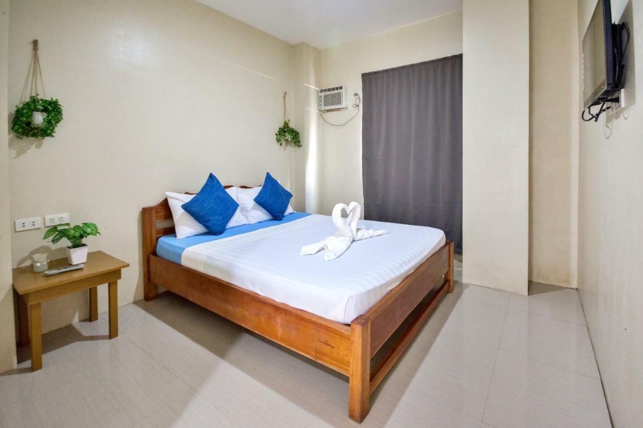 הוסטל Balabag  Boracay Backpackers מראה חיצוני תמונה