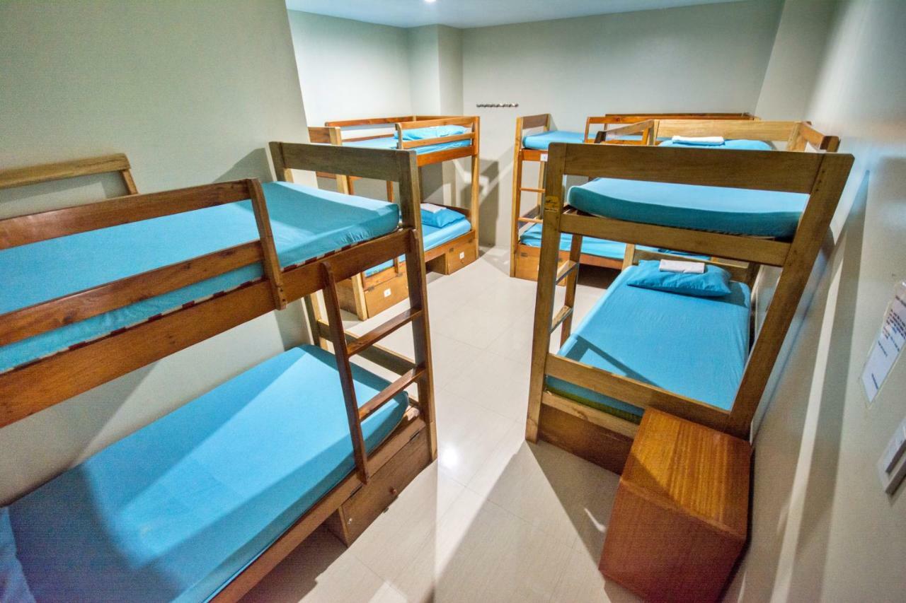 הוסטל Balabag  Boracay Backpackers מראה חיצוני תמונה